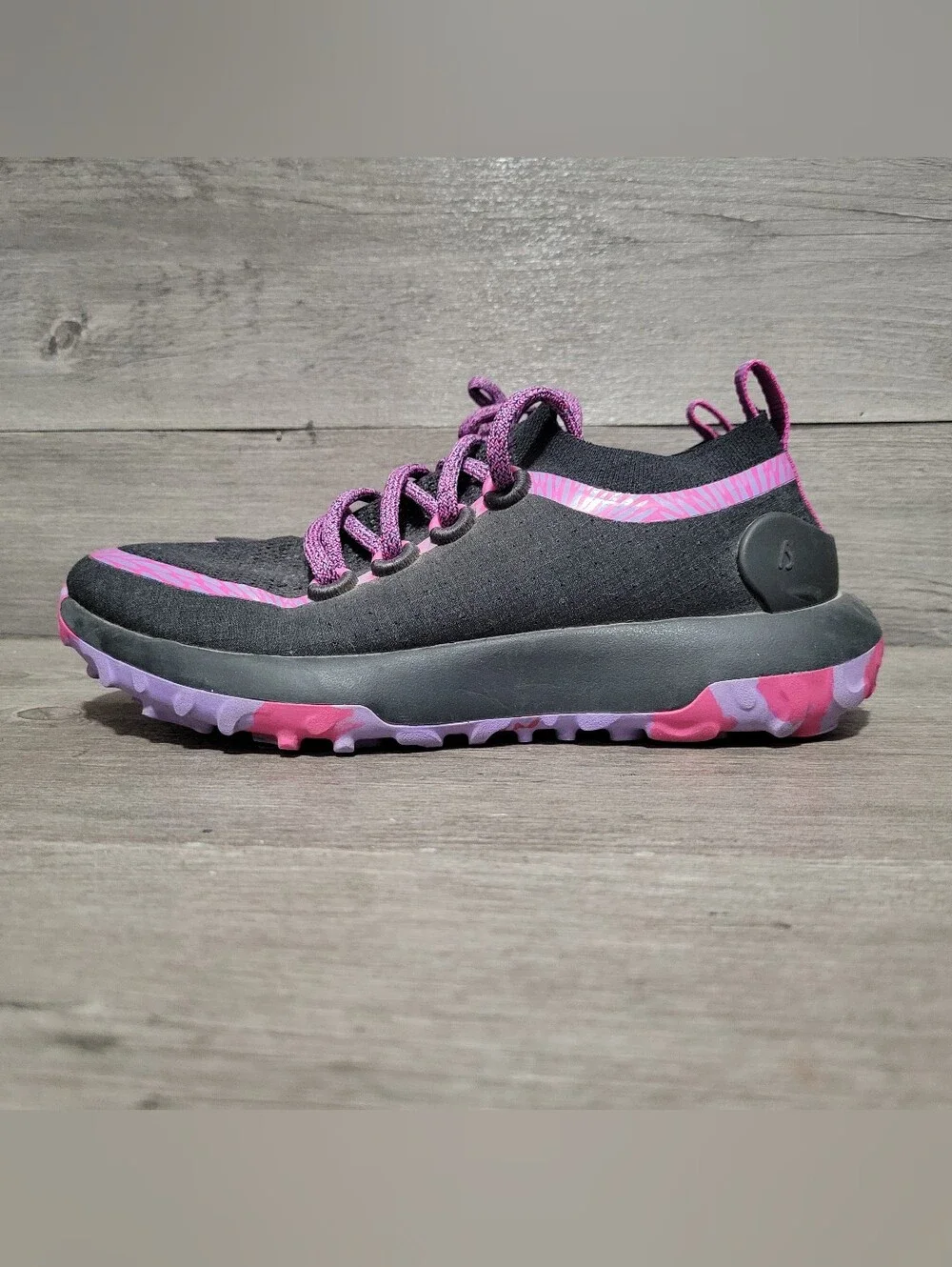 Allbirds Trail Runner SWT Womens 8.5 shoes Black Purple